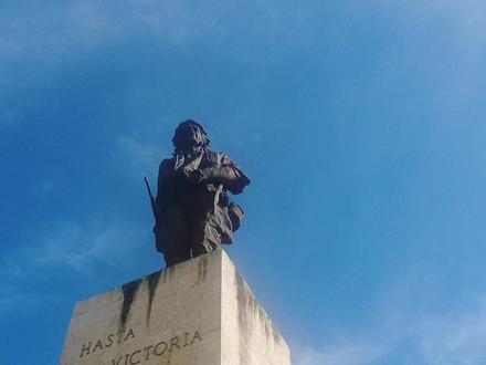 实拍古巴中部城市圣克拉拉,人们是这样看切格瓦拉的,震惊到我了