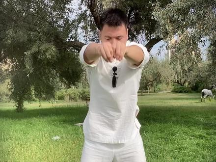 #健康 #锻炼 疏通胸腔经络的方法!#自愈