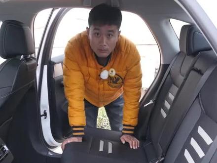 秦pro后排座椅调节