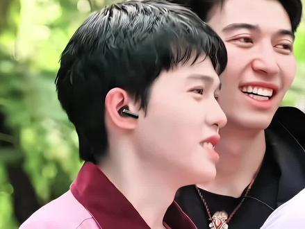 “鹭卓开车很厉害的~🥰”#山高鹭沅