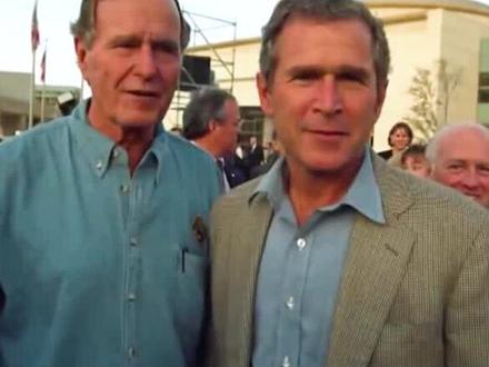 老爹“亲中” ,儿子反华,布什父子竟是中国崛起的“大功臣”?