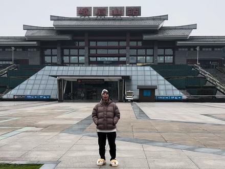 峨眉山徒步奖牌领取攻略来了 #峨眉山陪爬