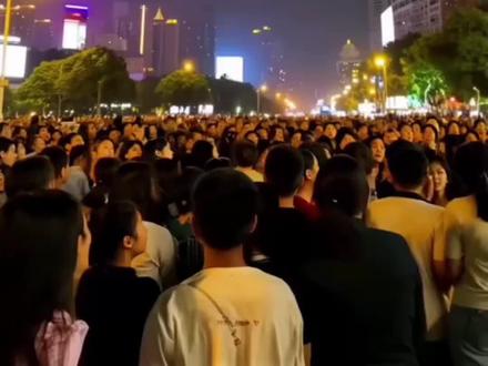 12月5日将迎来本年度最后一次超级月亮!