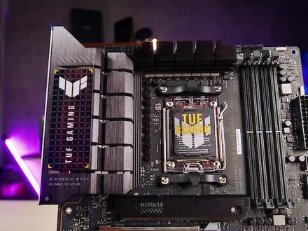 B650M重炮手可以带锐龙旗舰R9 7950X?!和X670简单对比一下(下)#电脑 #主板