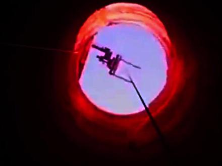 钻机如何反着钻 钻头向上钻 #钻机 #竖井 #隧道 #挖井 #矿井