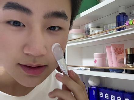 防不胜防啊……#王一博C咖品牌全球代言人 #油皮护肤选C咖