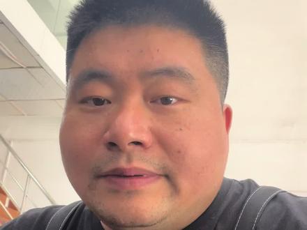 合肥大众斯柯达专修!如何检查刹车片的磨损情况,关于更换刹车片,你的刹车片换了嘛?#带你懂车 #修车我是认真的 #汽车知识分享 #汽车保养与维修 #更换磨损到极限刹车片