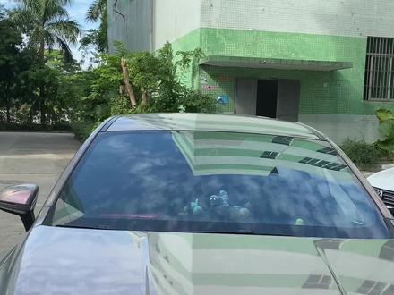 粉丝大哥到店设计后视镜折叠功能,专车专用无损改装。停好车按锁车键,后视镜会自动的折叠起来。当我们需要用车的时候,按开锁后视镜自动展开。非常实用的一个功能#比亚迪秦 #专车专用 #后视镜折叠 #汽车改装升级 #懂车小知识