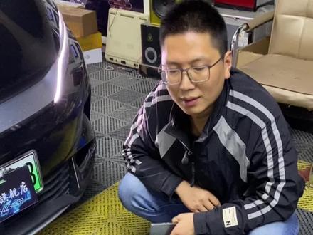 #比亚迪汉 #汉冠军版 23款汉增配副驾驶龙鳞面板灯,全国首改,兼容原车调节,小迪语音,可单独控制#原车升级