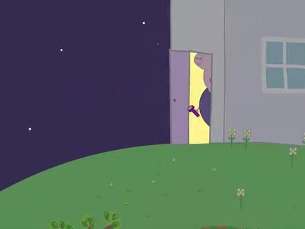 小猪佩奇:佩奇发现鼻涕虫,这家伙长得真恶心,佩奇很不喜欢