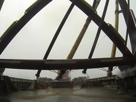 超级导管架运输和下水 #导管架 #海上石油平台 #导管架下水 #海上工程 #海洋石油 #石油钻井 #工程船