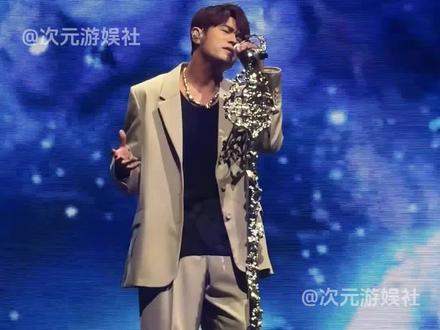 那一年周杰伦的稻香叫做菜籽香#周杰伦#成都演唱会#搞笑#抽象#地表最强演唱会