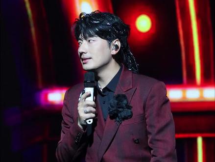 海来阿木广州演唱会《分币不掏》直拍送给各位!#海来阿木 #分币不掏 #来跳舞 #海来阿木广州演唱会