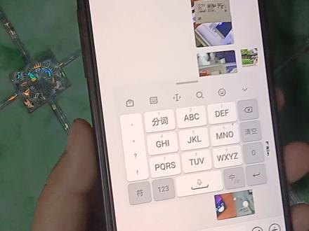 手机打字键盘碰到悬浮了,无法正常使用,教你快速恢复 #输入法 #26键打字 #手机使用技巧