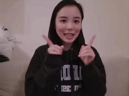 推特与脸书有什么不同 1d35a88feb55168196b4e7175aaca6da~tplv-dy-resize-origshort-autoq-75:330.jpeg?x-expires=2015942400&x-signature=OqieIv4Jy9Jxxm4RNjnXDZ6x1rg%3D&from=3213915784&s=PackSourceEnum_AWEME_DETAIL&se=false&sc=cover&biz_tag=pcweb_cover&l=202311220036398F9FE6BF21EB284E58A2