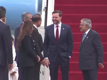 21小时谈崩!万斯空手回国,特朗普后台破防了? #万斯 #卡利巴夫 #美伊谈判