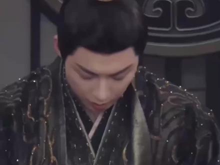 刘宇宁没了阿贝贝,这富公还做上美甲了 #刘宇宁 #富公 #美甲 #搞笑 #跨年