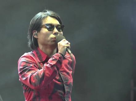 充满鲜花的世界到底在哪里
#gala乐队 #追梦赤子心