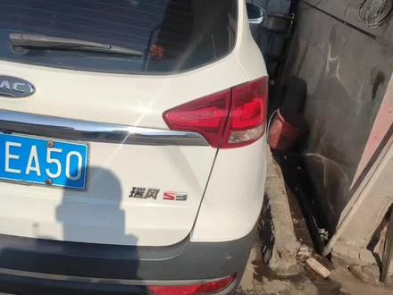 江淮瑞风S3转向灯不亮的特殊#修车日常 #电器维修 #离合器 #修车 #汽车电路 #修车那点事 #电路板维修 #维修工 故障!