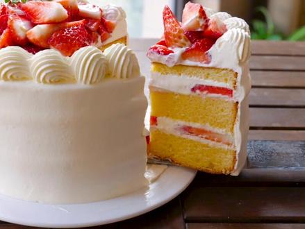 教你草莓海绵蛋糕做法,松软香甜,简单好吃,喜欢吃草莓的学起来