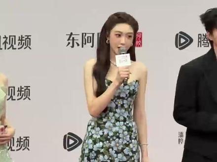 星光大赏主持教科书!孙乐言的专业度太能打#星光大赏红毯主持人孙乐言 #孙乐言主持控场能力好强