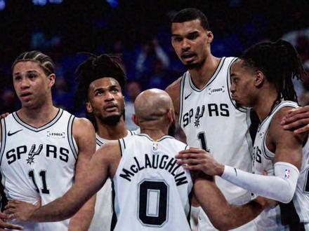 西决G4前瞻:ESPN预测马刺53.6%胜率,米切尔缺席杰伦威出现成疑 #雷霆马刺G4 #文班亚马 #亚历山大