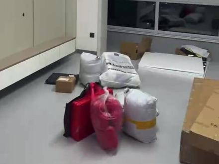 当时我对象录视频给朋友看新房,我才知道我穿的这么恶心😂