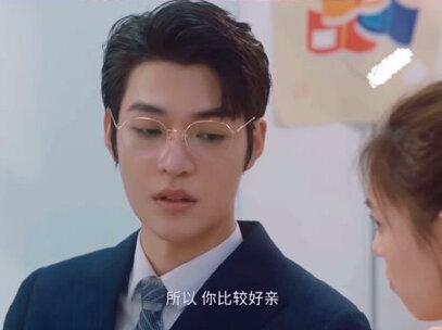 #满分追爱公式 想要你好好学习的束雪又有什么错呢❌谈恋爱不如学习,摸鱼不如搞事业👊