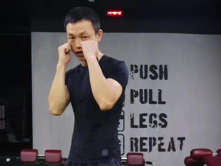 零基础学拳击,四步完成一个标准格斗式#自学拳击 #拳击教学