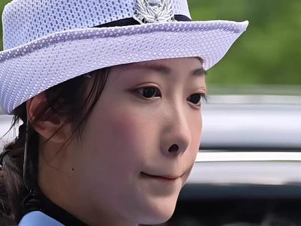 不知道是哪一位司机让兔子警官生气了! #李语蔚 #杭州交警 #现场拍摄