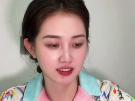 #郭宇欣 #新年快乐#直播啦 支持宇欣的剧在东方卫视播啦 她最近没有短剧上让大家先看看#王皓祯 王甜甜的剧 地久婚长