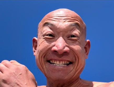 @朝阳冬泳怪鸽黄春财 #dou来唱好戏 #冬泳 自强不息的青春攀登!厚德载物的青春冲锋!冬泳健身可能有危险⚠️请勿模仿