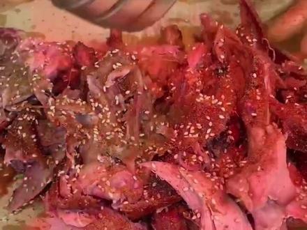 教你用纸包烤鸭,学会了吗?