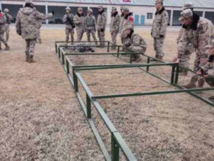 那天 我只知道班长说爬进十六秒 晚上能发手机打十分钟电话#战术疤 #已退伍