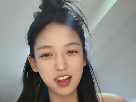 跟我谈恋爱可以得到…