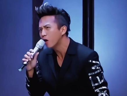 #歌曲玉芬啊玉芬你让彪哥好伤心#邓超 唱的太好听了吧!把娘娘#孙俪 听笑的合不拢嘴