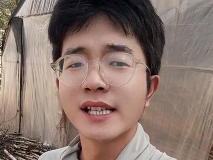 520怎么过 #热门话题 #520告白季 #520怎么过才有仪式感 #原创 #搞笑, 还要不要过520😂😂😂