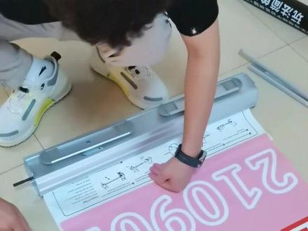 易拉宝展架更换海报教程#易拉宝安装 #易拉宝怎么装 #易拉宝使用方法