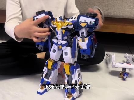 #炫卡斗士 #炫蓝雷霆王#玩玩具 这是我的第一条视频#警车玩具