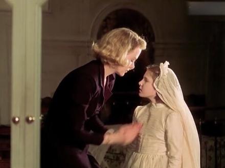 母亲一回头女儿竟变成老太太 #抖音精选 cmqlb