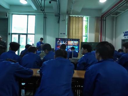 南工实训 在南工实训的一天#26高考 #南京工业职业技术大学 #金工实习