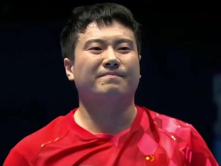 惹众怒!梁靖崑再爆冷输罗马尼亚小将,满屏质疑王皓:为啥不换人1#梁靖崑 #王皓 #伦敦世乒赛