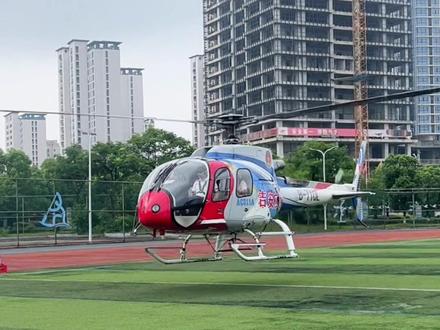 #应急救援全域可达 吉安市219个直升机应急救援起降点建设完成,为保障群众生命搭建一条“空中生命线”。