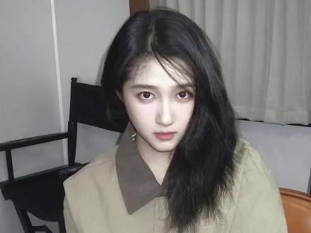 严晓丹编剧不爱你观众也不爱你 #关晓彤 #严晓丹 #岁月有情时#黄景瑜