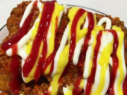 肉酱大粗薯 这一口下去太香啦~炸的酥脆的大薯条,浇上醇香的肉酱,裹着香甜解腻的酱汁,谁能不爱!#在家做美食 #我的厨房日记 #抖音美食推荐官 #美食分享 #肉霸薯条