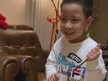 用纸板给儿子做了一个台球桌,儿子却玩起了高尔夫! #爸爸de玩具计划