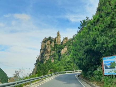 皖浙天路自驾攻略,路线不是很长,建议可以加上浙西大峡谷,或者去徽杭古道徒步的时候顺道打卡一下。#皖浙天路 #自驾游 #旅行推荐官 @DOU+小助手