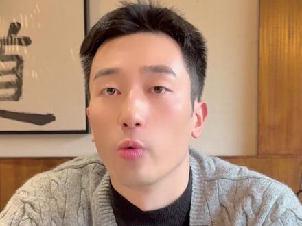 人生没有白走的路,所有痛苦都是未完成课题的显化 👉 核心认知
✔️ 人生没有白走的路,所有痛苦都是未完成课题的显化
✔️潜意识会用 "重复受伤" 提醒你:该疗愈内在小孩啦!
✔️每次突破课题,都是解锁生命新副本的契机
✨ 通关指南
①课题识别
②潜意识对话
③能量转化
💡 心理学真相
你的人生不是随机播放,而是精准推送!当你完成课题,宇宙会自动加载更精彩的剧情🎬
#内在蜕变营 #应徐翔 #满月心理 #内在缺爱到圆满 #爱上完整的自己 #爱人 #家人 #大女主 #事业女性 #独立女性 #职场女性 #缺爱 #亲密关系 #依恋 #安全感 #女性力量 #情感 #女生必看 #女性成长 #自我成长 #爱自己 #原生家庭 #人格独立 #强者思维 #更好的自己 #心理学 #焦虑 #祛魅 #蜕变 #逆袭 #成长 #变强 #正能量 #情感树洞 #人生 #吸引力法则