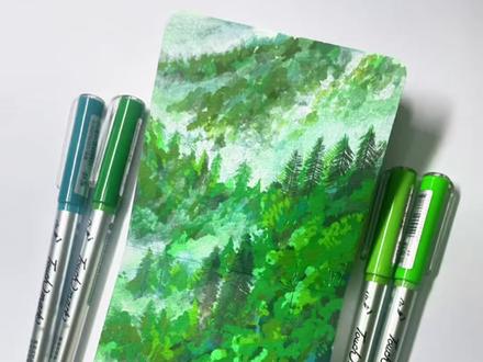 雾漫山林|丙烯马克笔手绘
🖊️:泰驰马克 📒:轻听蝴蝶本 👋:😊画画的白白林深时见雾,笔落处生春。把这一抹治愈的青绿,藏进日常里。🌲
#跟着抖音学画画 #零基础学画画 #丙烯马克笔 #手绘 #画渣日常