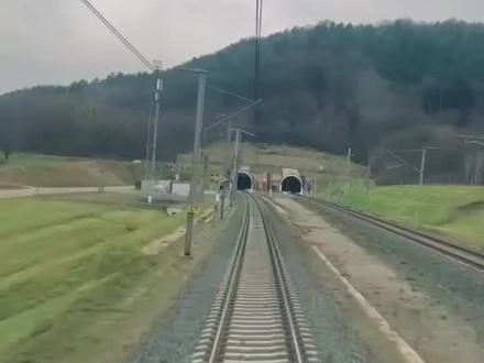 我代表成都铁路公司祝渝昆高铁早日全线通车#渝昆高铁